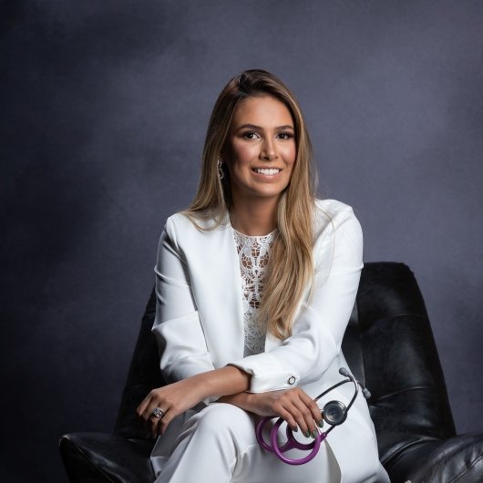 Dra. Camila Lucena