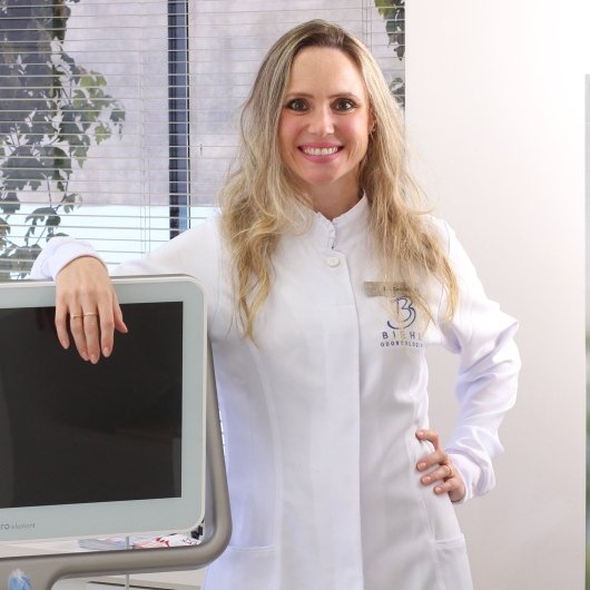 Dra. Camila Brunelli Biehl