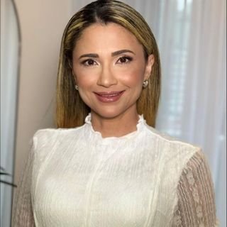 Dra. Sabrina Alves Araújo