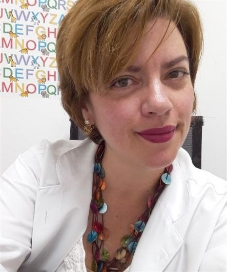 Dra. Alessandra Barbosa Ribeiro
