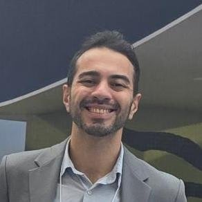 Dr. William Alves Martins
