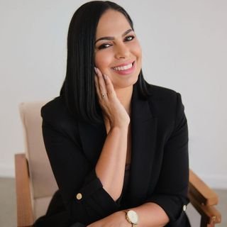 Dra. Nivea Lage