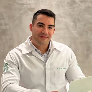 Dr. Sandro Camargo
