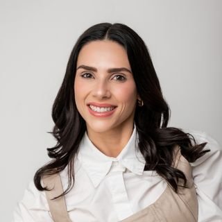 Dra. Liege Zandoná