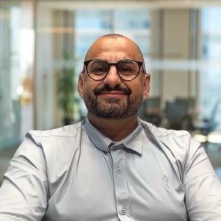 Dr. Alex Silveira