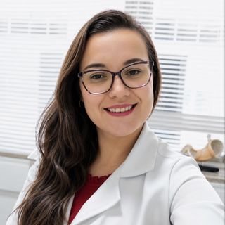 Dra. Pamela Moura