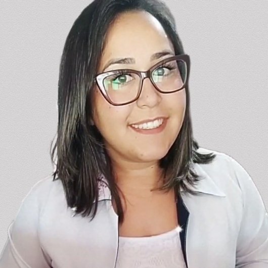 Dra. Paloma Caroline Araujo Larena Anjos