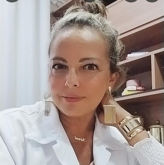 Adriana Moloni Sperandio Mendes Moloni