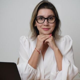 Dra. Carla Cristina Inacio Silva