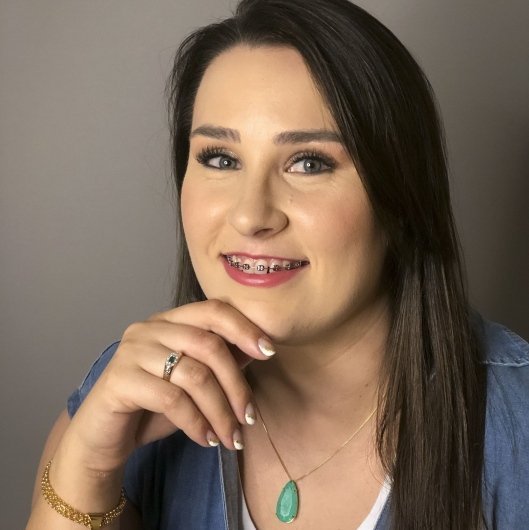 Dra. Taís Boschnann
