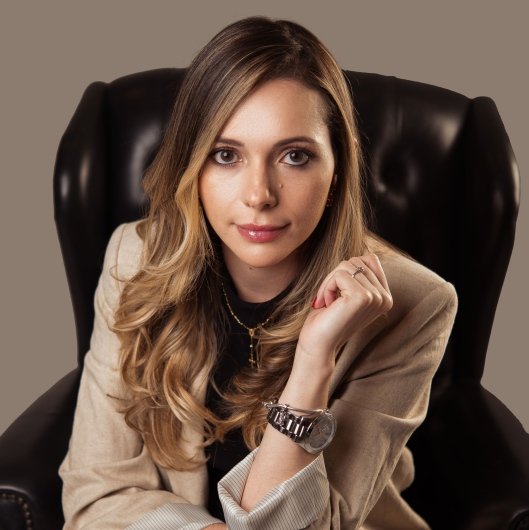 Dra. Raissa Monteiro