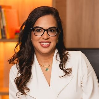 Dra. Adja Oliveira