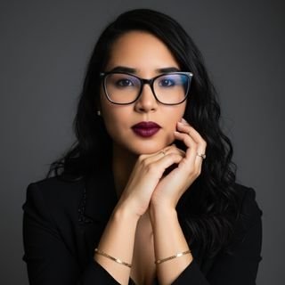 Dra. Victoria M Carvalho