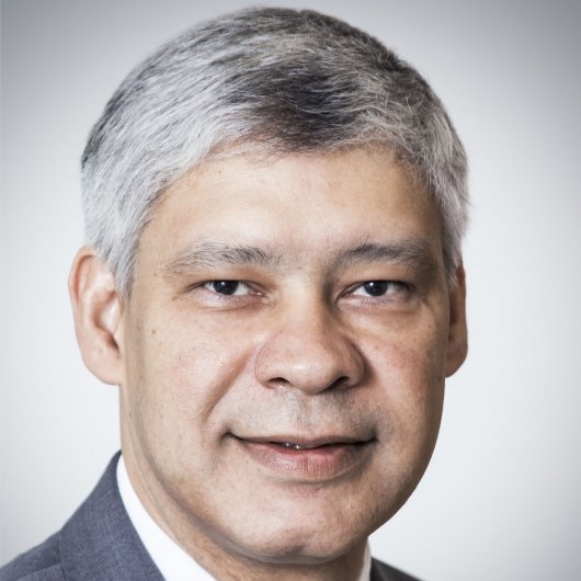 Prof. Alberto Queiroz Farias
