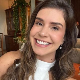 Dra. Isabela Crispim Ferreira Bonach
