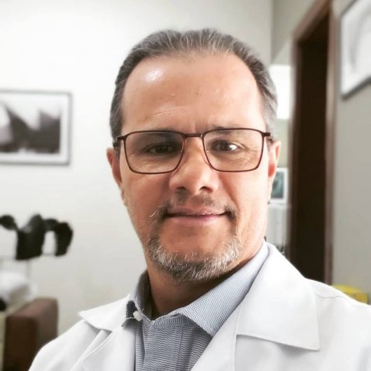 Dr. Marco Antonio De Barros