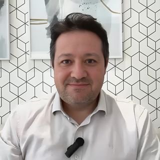 Dr. Carlo Emanuel Petitto