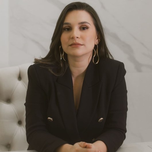 Dra. Bruna Lamounier