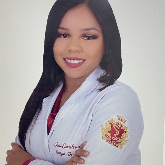 Dra. Sara Cavalcanti