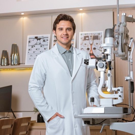 Dr. Rodrigo Almeida Chaebub Rodrigues