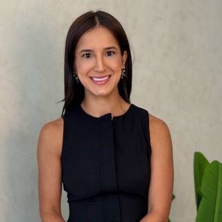 Dra. Rebeca Ferraz Koteski