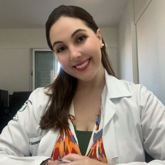 Giovanna Modenezi de Araujo