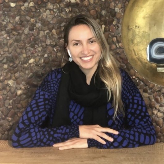Dra. Mariana Cavalcanti