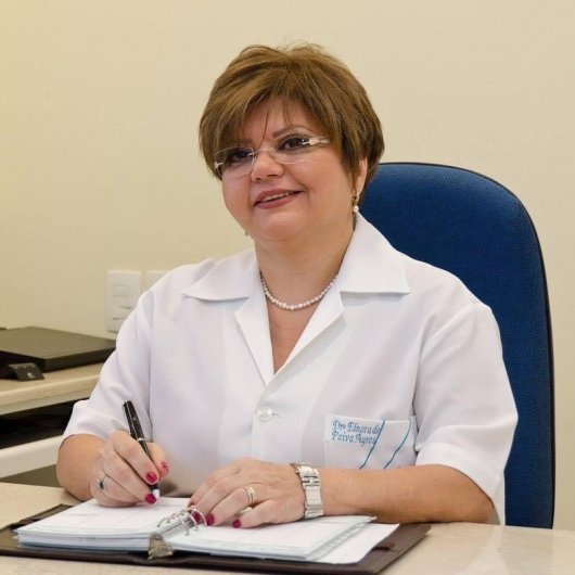 Dra. Elnora de Paiva Ayres