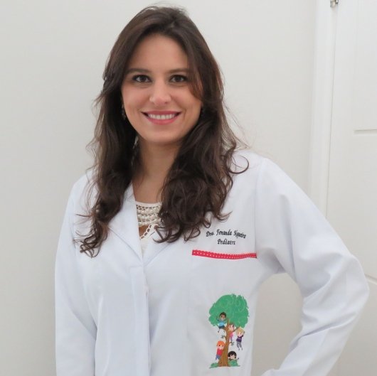 Dra. Fernanda Nogueira Mendes