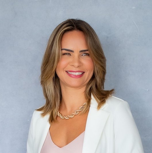 Dra. Patricia Lima Junqueira
