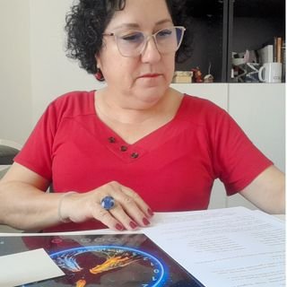Mária Luiza Santa Cruz