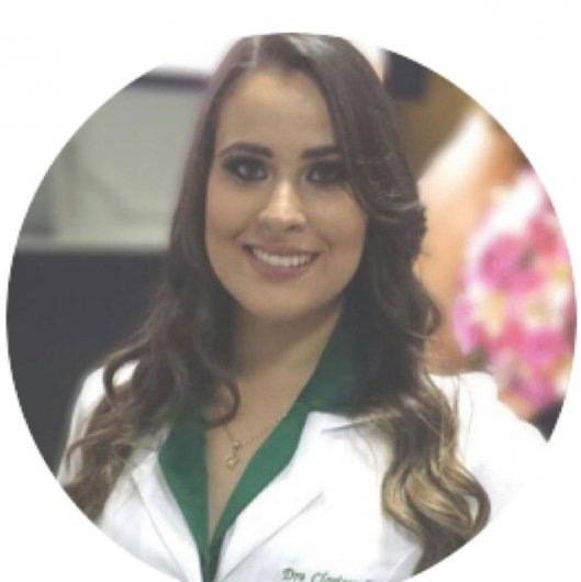 Dra. Clarissa Karine Cardoso Teixeira