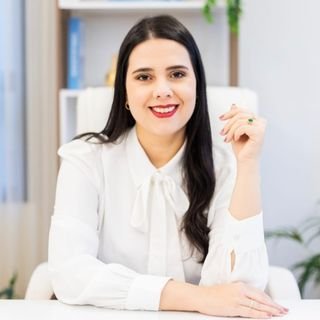 Dra. Amanda Ferreira Rêgo