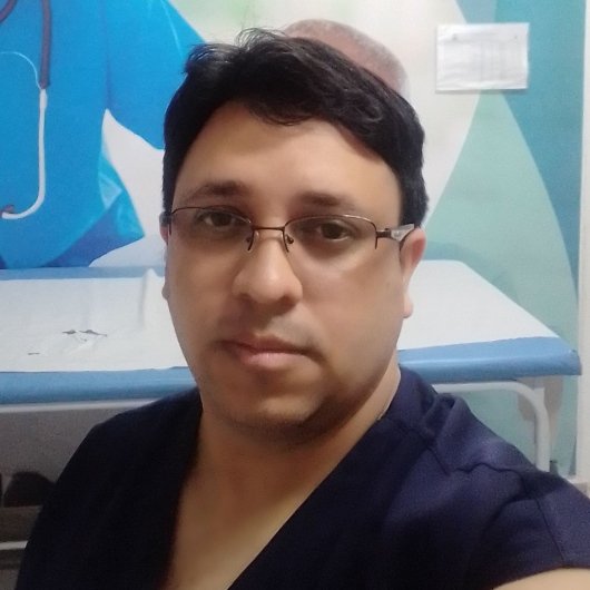 Dr. Carlos Andre
