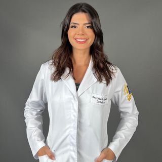 Dra. Larissa Paes Retameiro