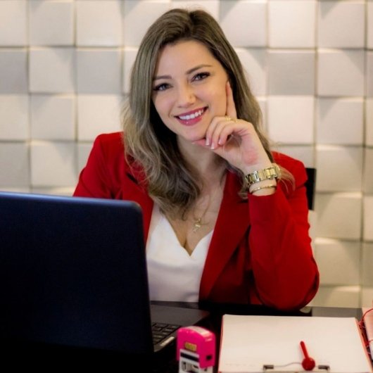 Yasmine Leal Graize