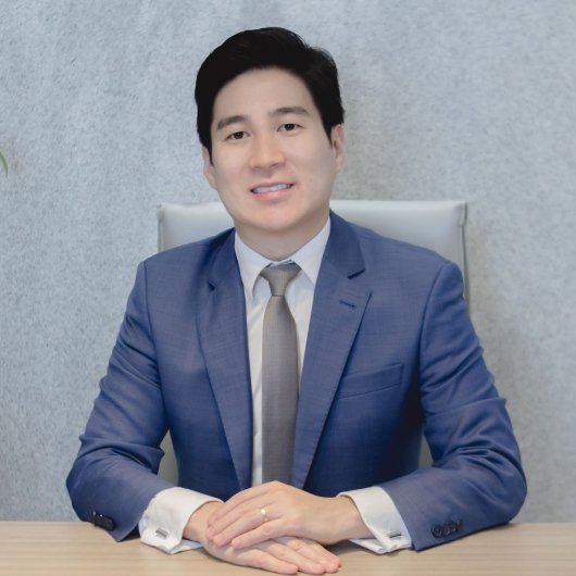 Dr. Hugo Araki