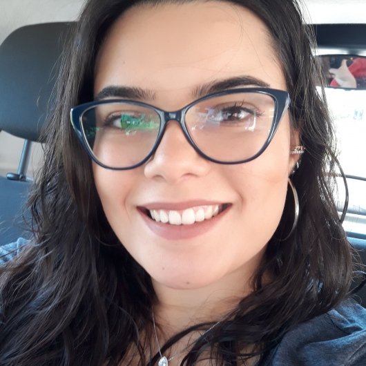 Priscila B. Oliveira Bastos