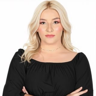Dra. Laura de Souza Martins Silva de Paula
