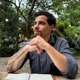 Dr. Henrique Müller