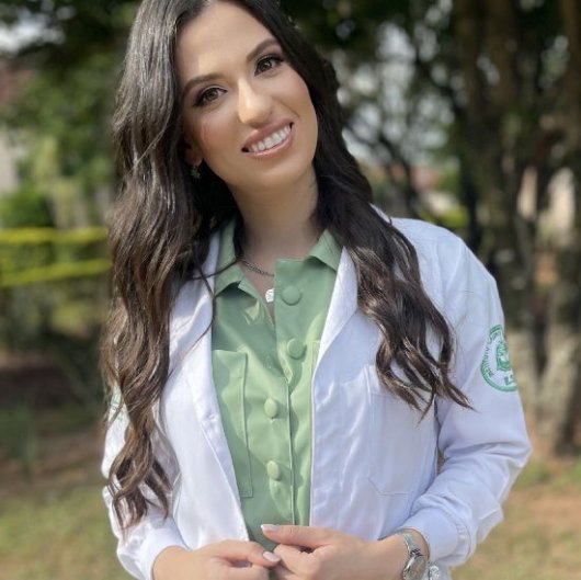 Dra. Geovanna Scanferla