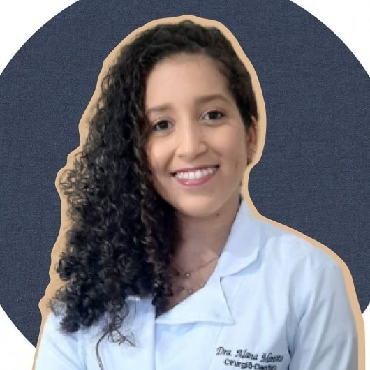 Dra. Alana Menezes