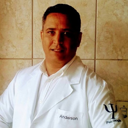 Dr. Anderson Adriano Dos Anjos