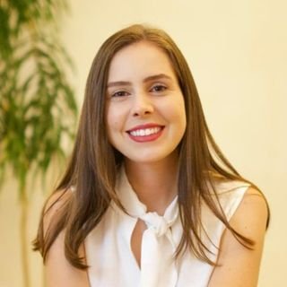 Dra. Amanda Alves Amaral Fonseca Pereira