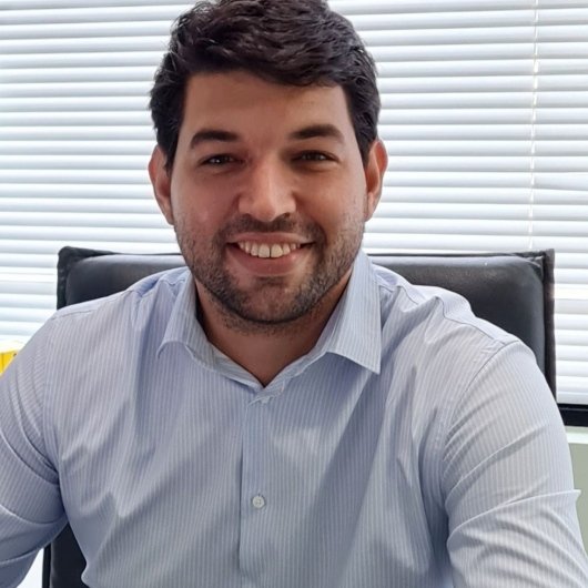 Dr. Filipe de Sena Souza