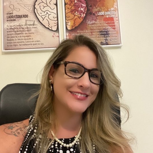 Dra. Helena Pereira de Paula