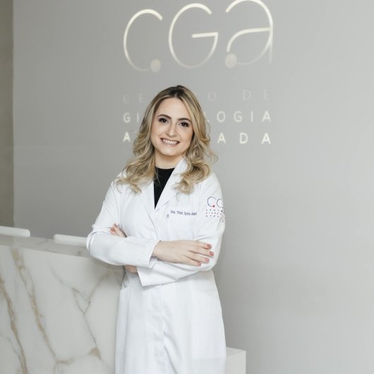Dra. Thais Syrio