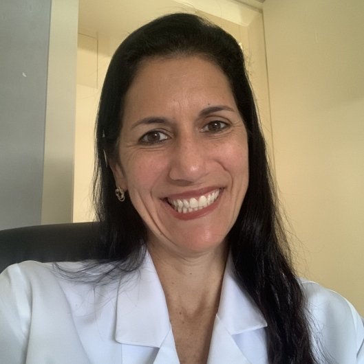 Dra. Fernanda Monteiro Alves