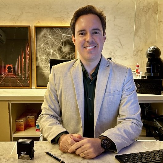 Dr. Marcelo Otávio Santos de Almeida