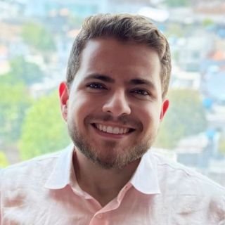 Dr. George Carvalho